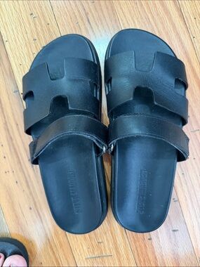 Women’s blackLeather Slide Sandals